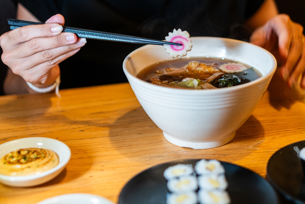 【令和８年版】飲食店が繁盛する５つのアイディアと３つの宣伝方法